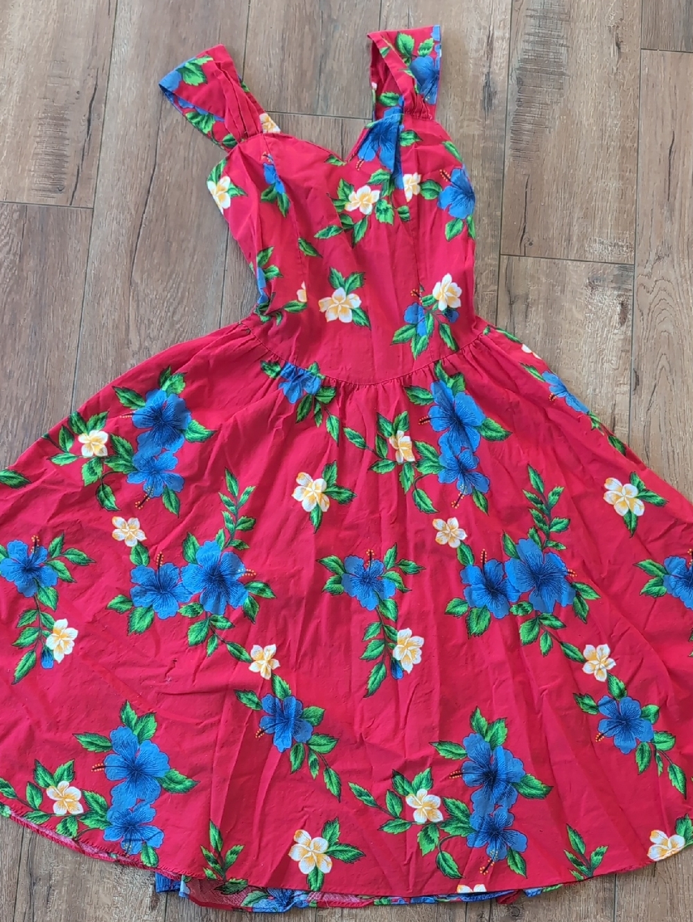 Royal Creations Red Floral Midi Dress with Blue and White Blooms - Size L